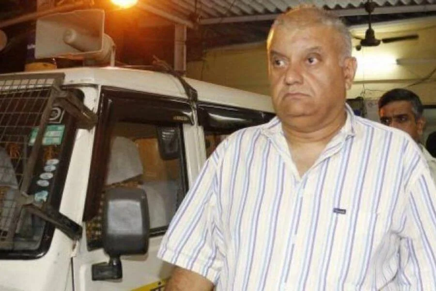 Why Did Police Stretch Their Hands For Peter Mukerjea?
