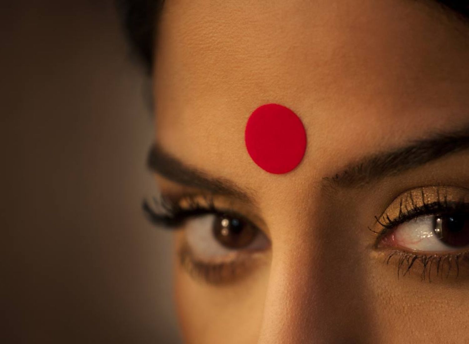 Bindi Evolution Of The Hindu Forehead Dot Conspiracy Theories